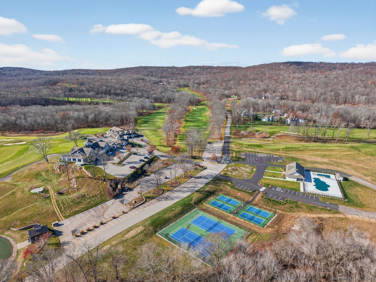 401 Fox Hopyard Road Photo 31