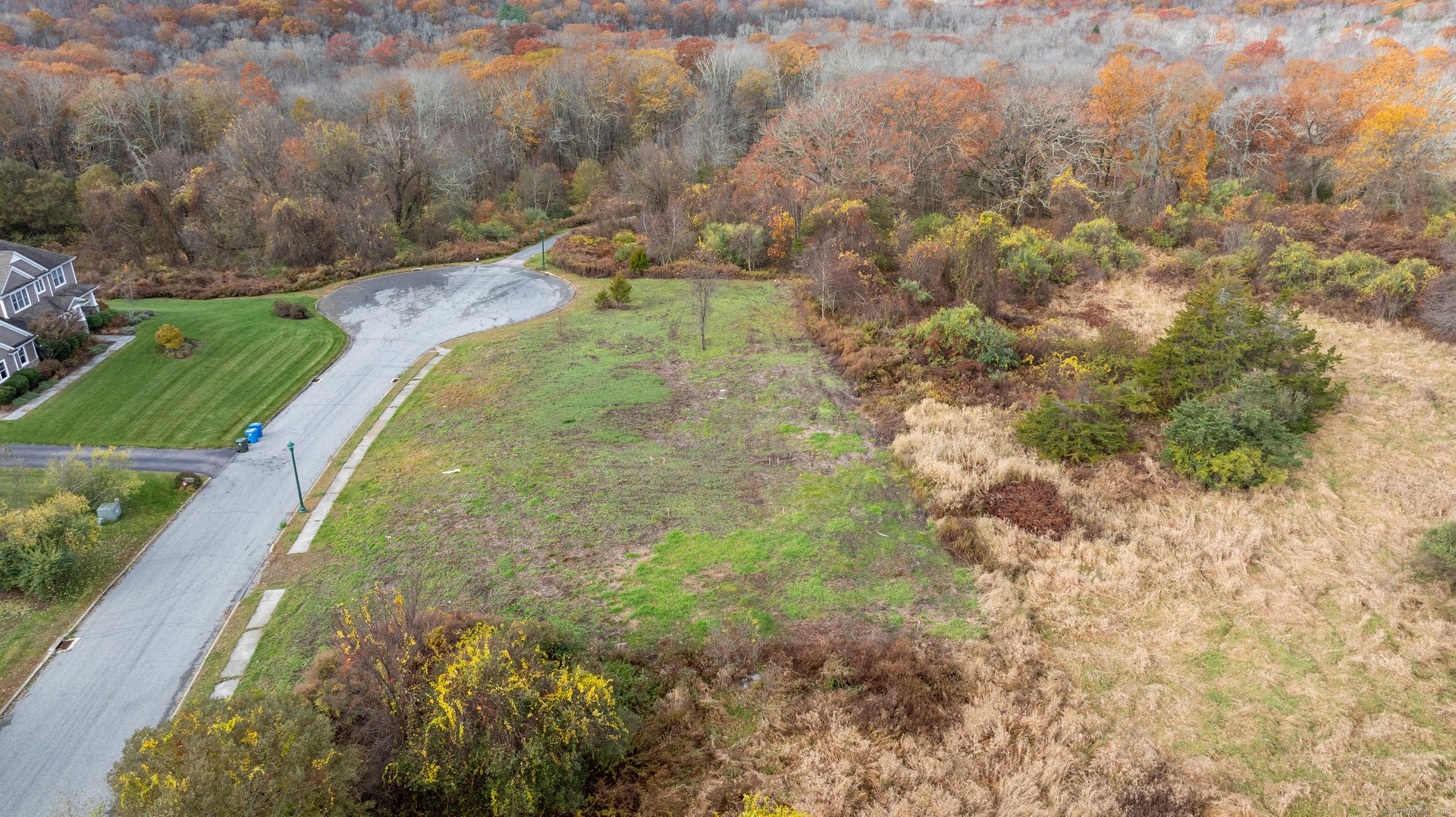 33 Farm View Drive Photo 9