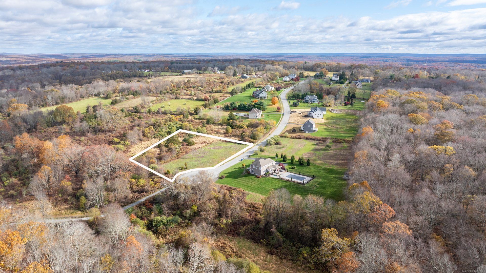 33 Farm View Drive Photo 12