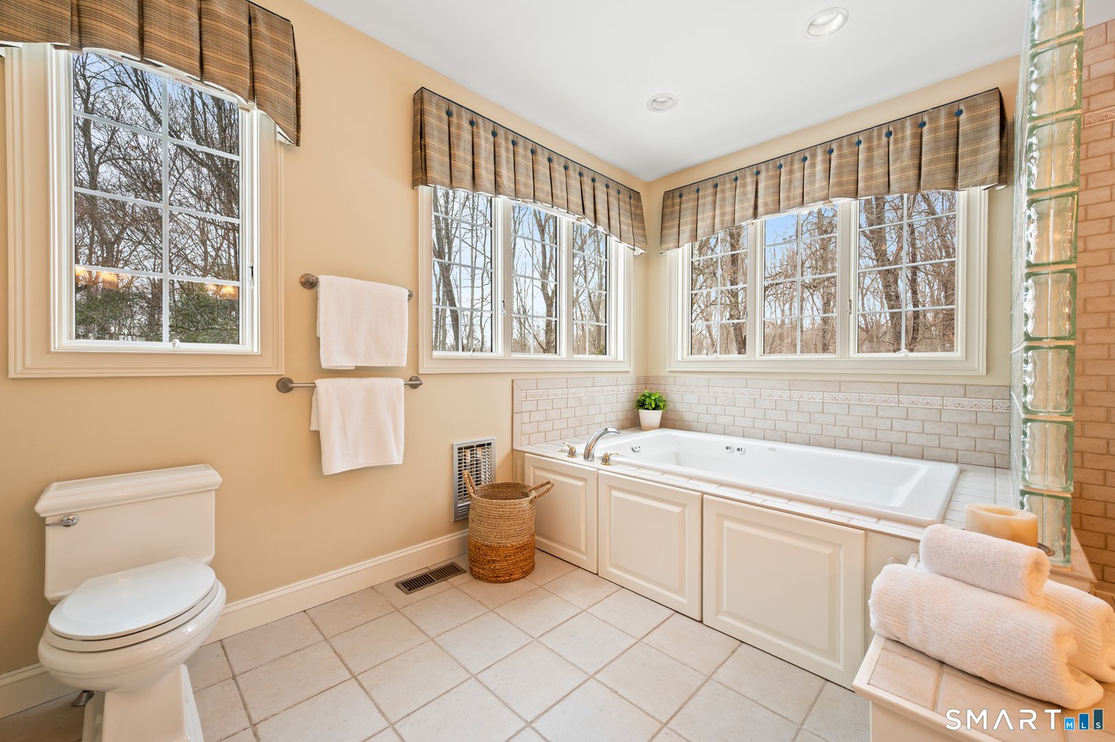 79 Chestnut Hill Road Photo 19