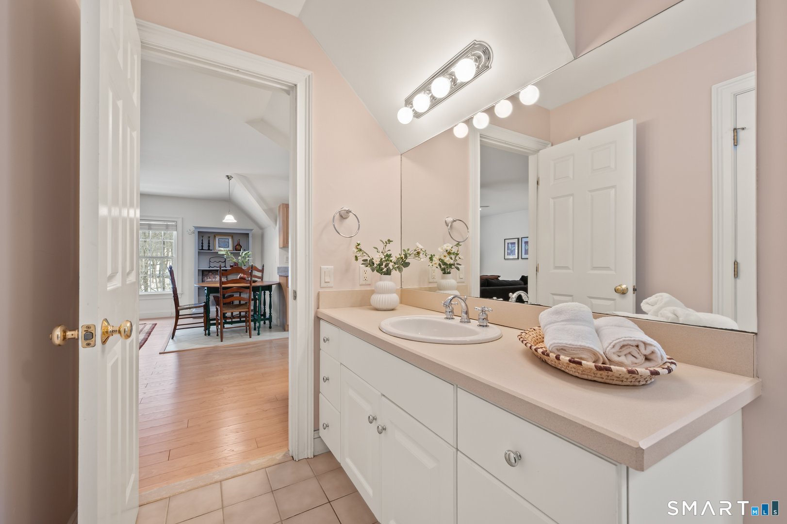 79 Chestnut Hill Road Photo 25