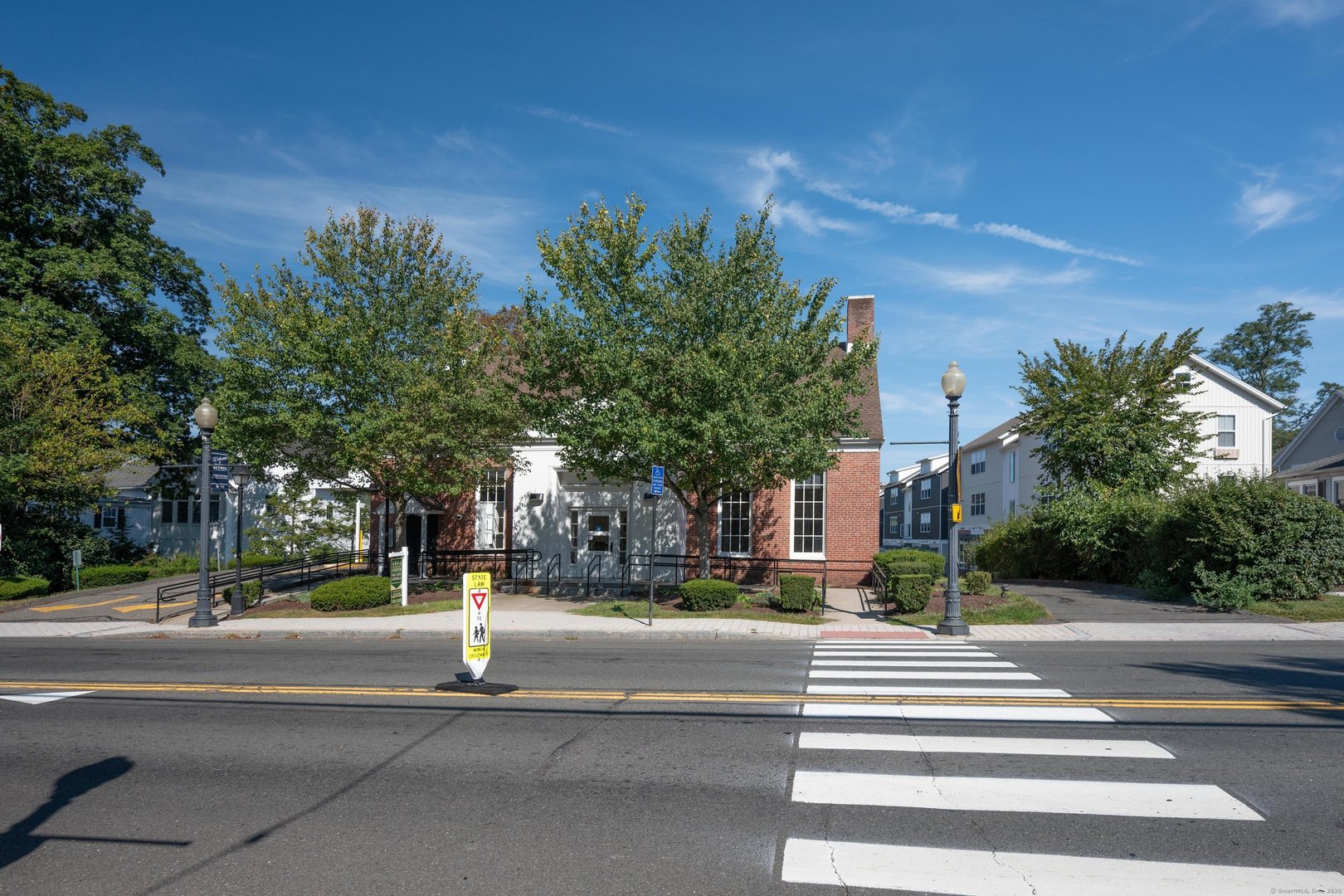 159 Greenwood Avenue Photo 8