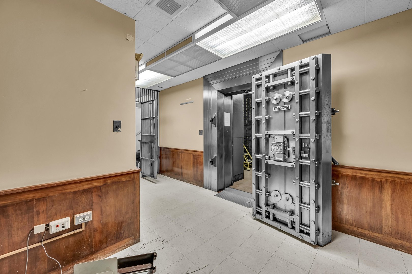 159 Greenwood Avenue Photo 17