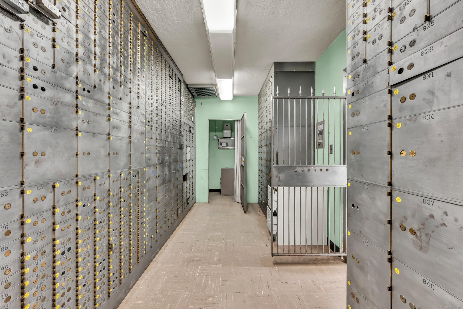 159 Greenwood Avenue Photo 18