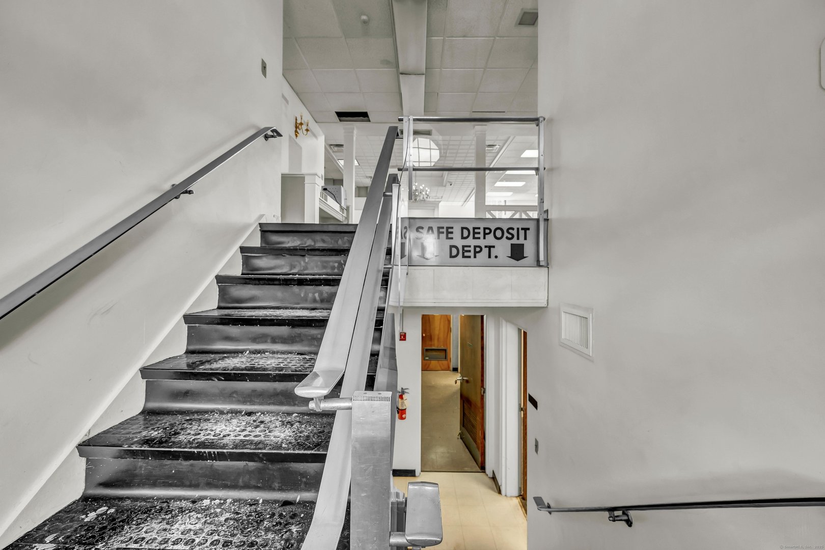 159 Greenwood Avenue Photo 21