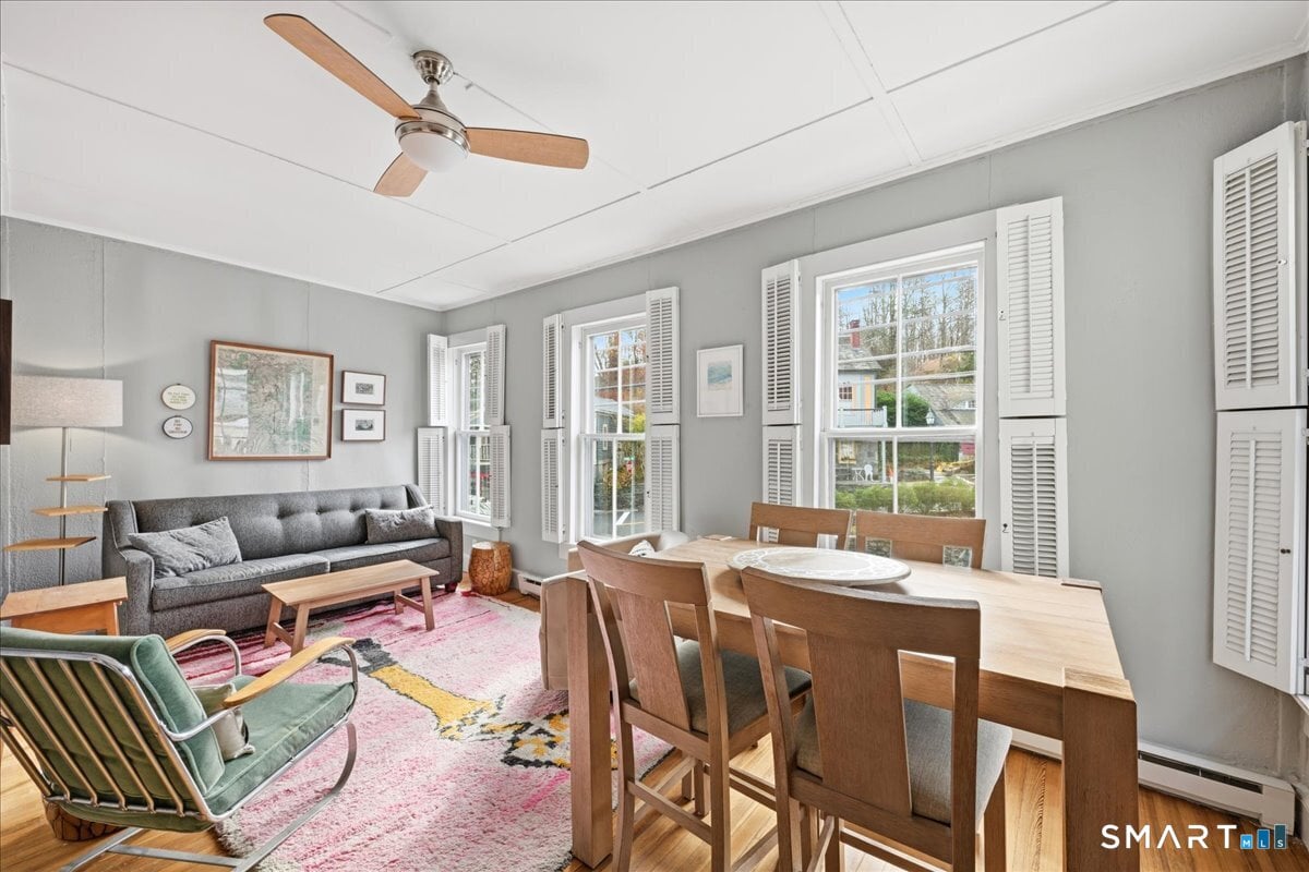 21 Main Street Photo 24