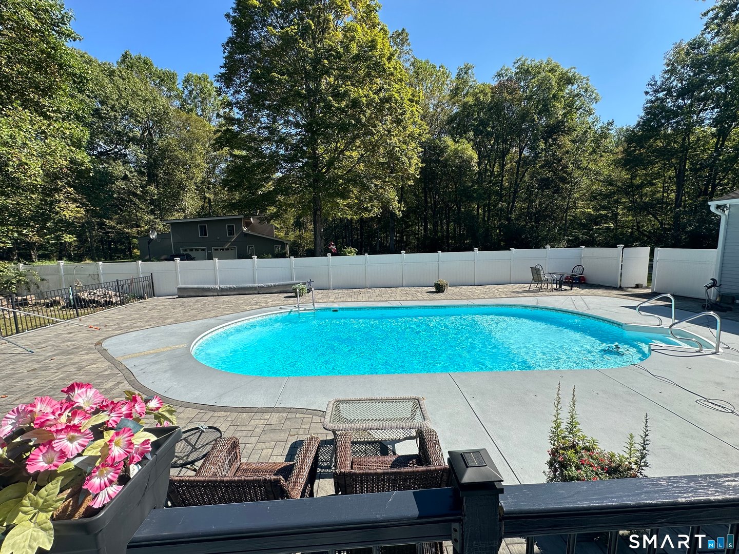 6 Katrina Circle Photo 2