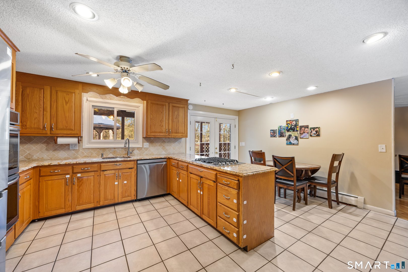 40 Den Road Photo 11