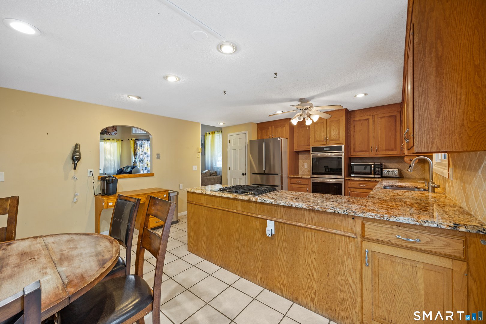 40 Den Road Photo 12