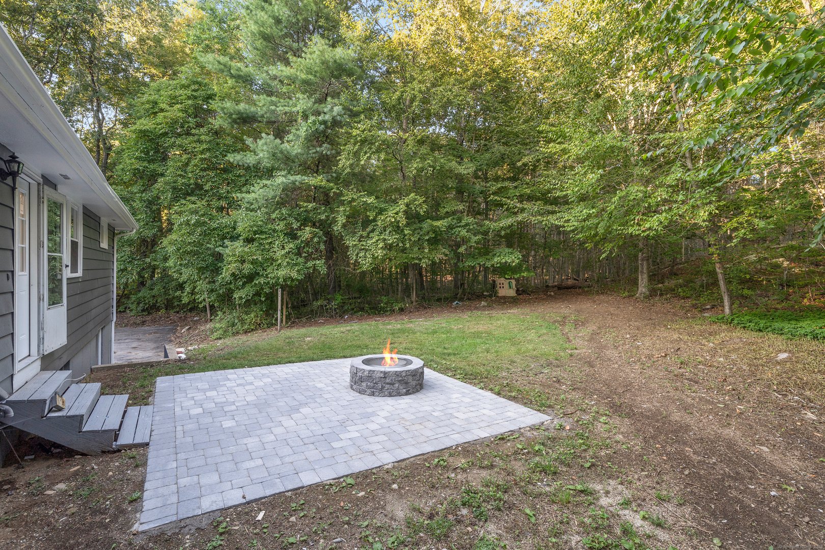 27 Woodland Drive Photo 5