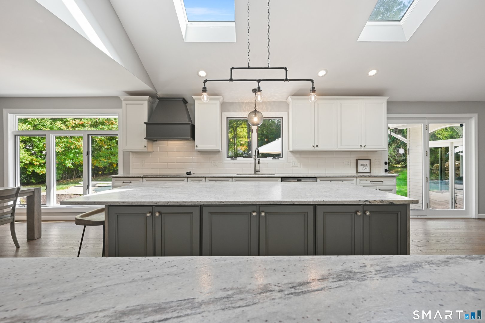 66 Heather Road Photo 6