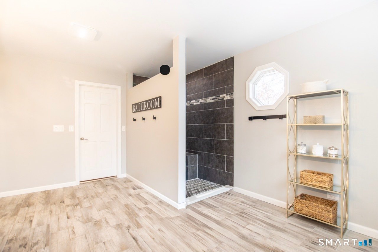 66 Heather Road Photo 21