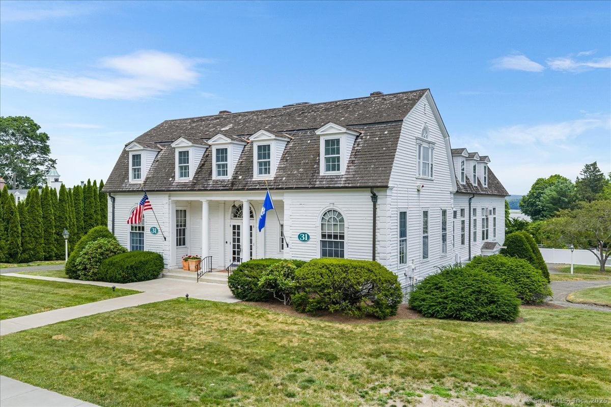 31 North Main Street Photo 3