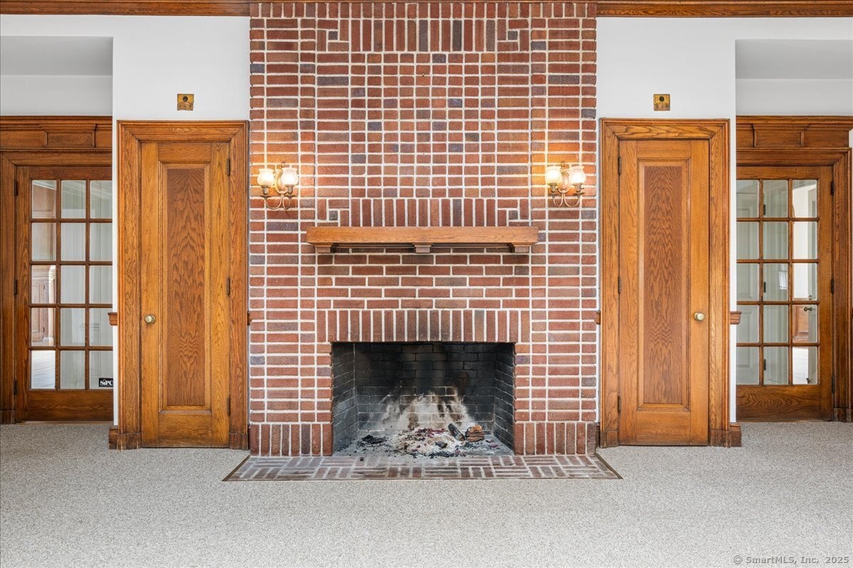 31 North Main Street Photo 10