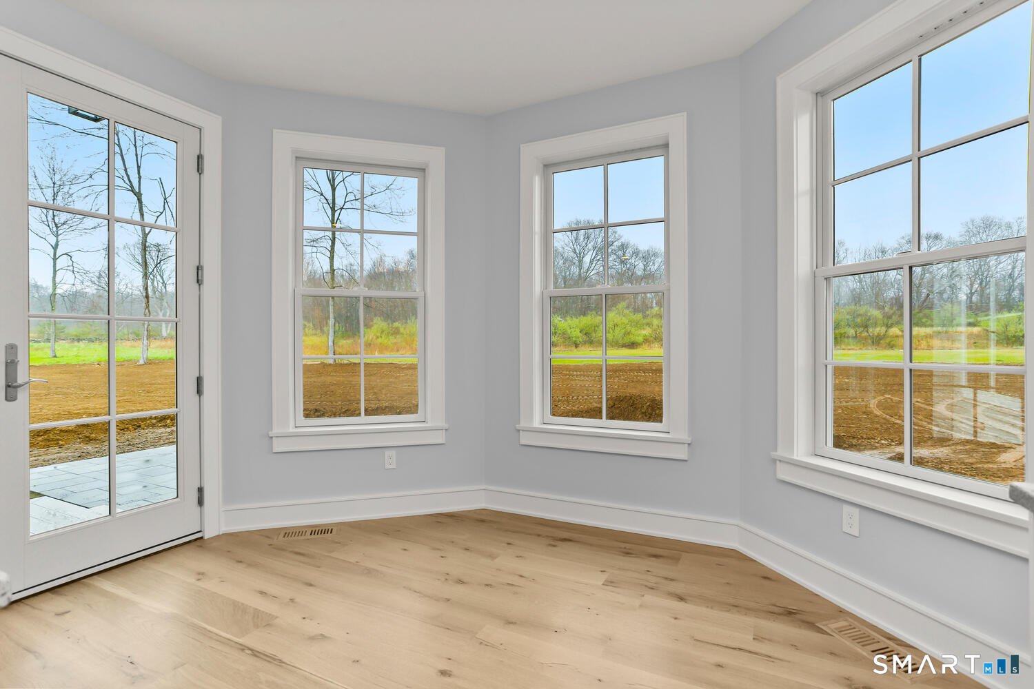 1025 Field Drive Photo 18