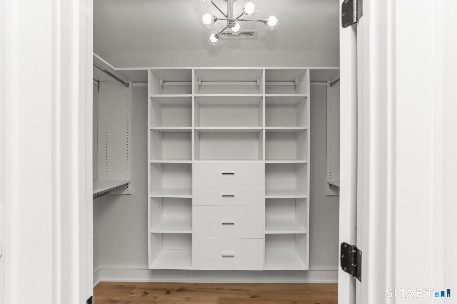 1025 Field Drive Photo 24