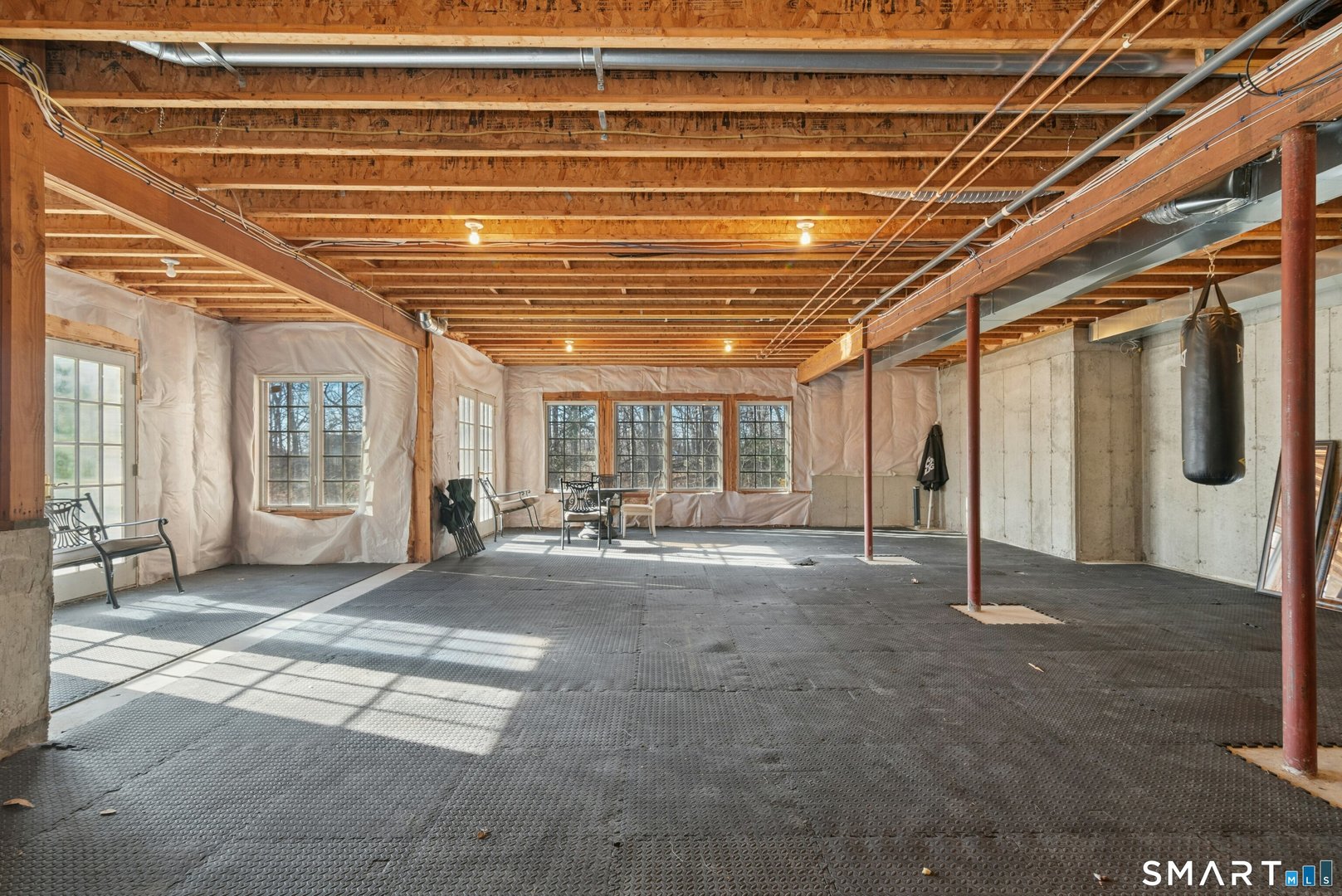 215 Old Mountain Road Photo 33