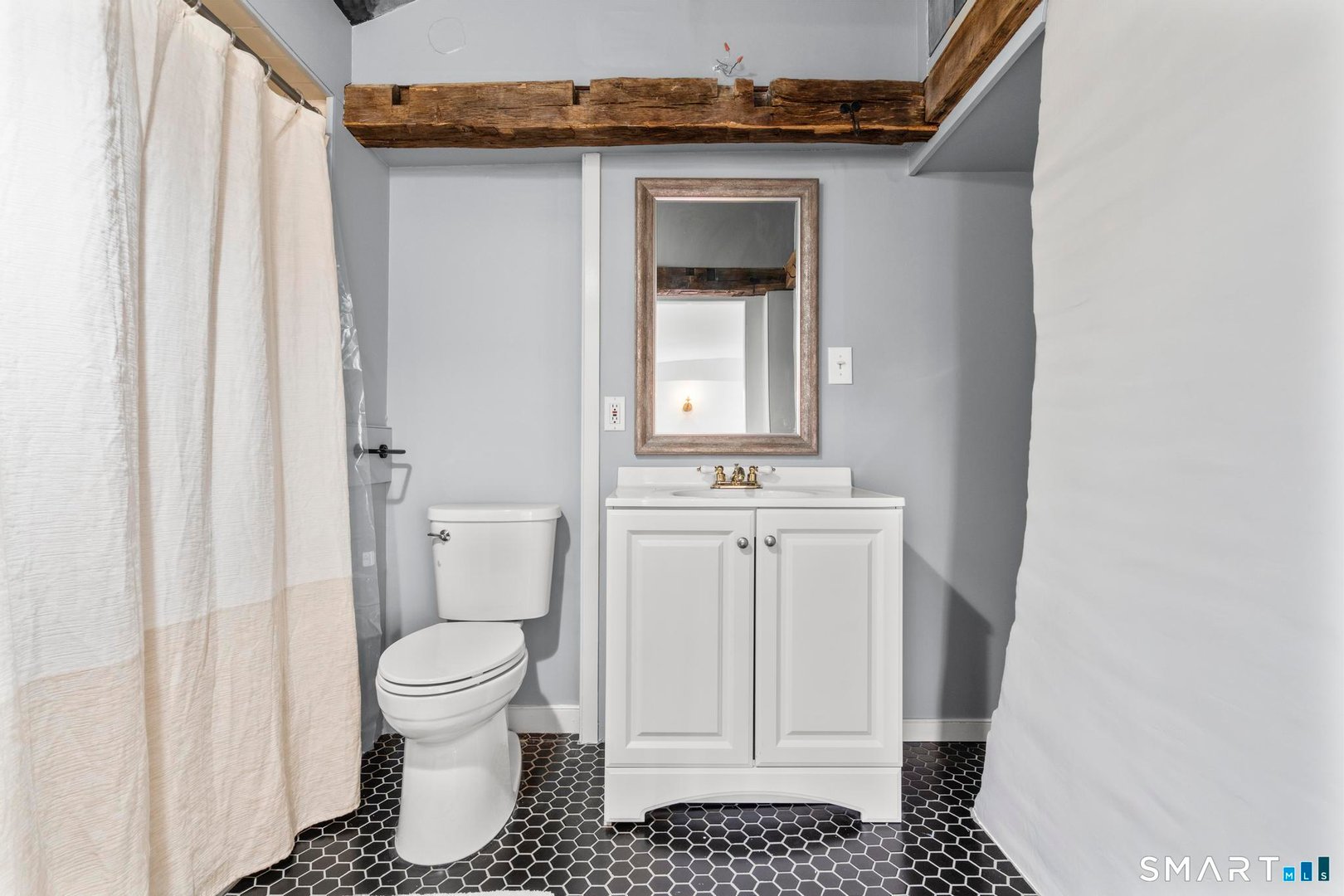 1 Ferry Road Photo 18