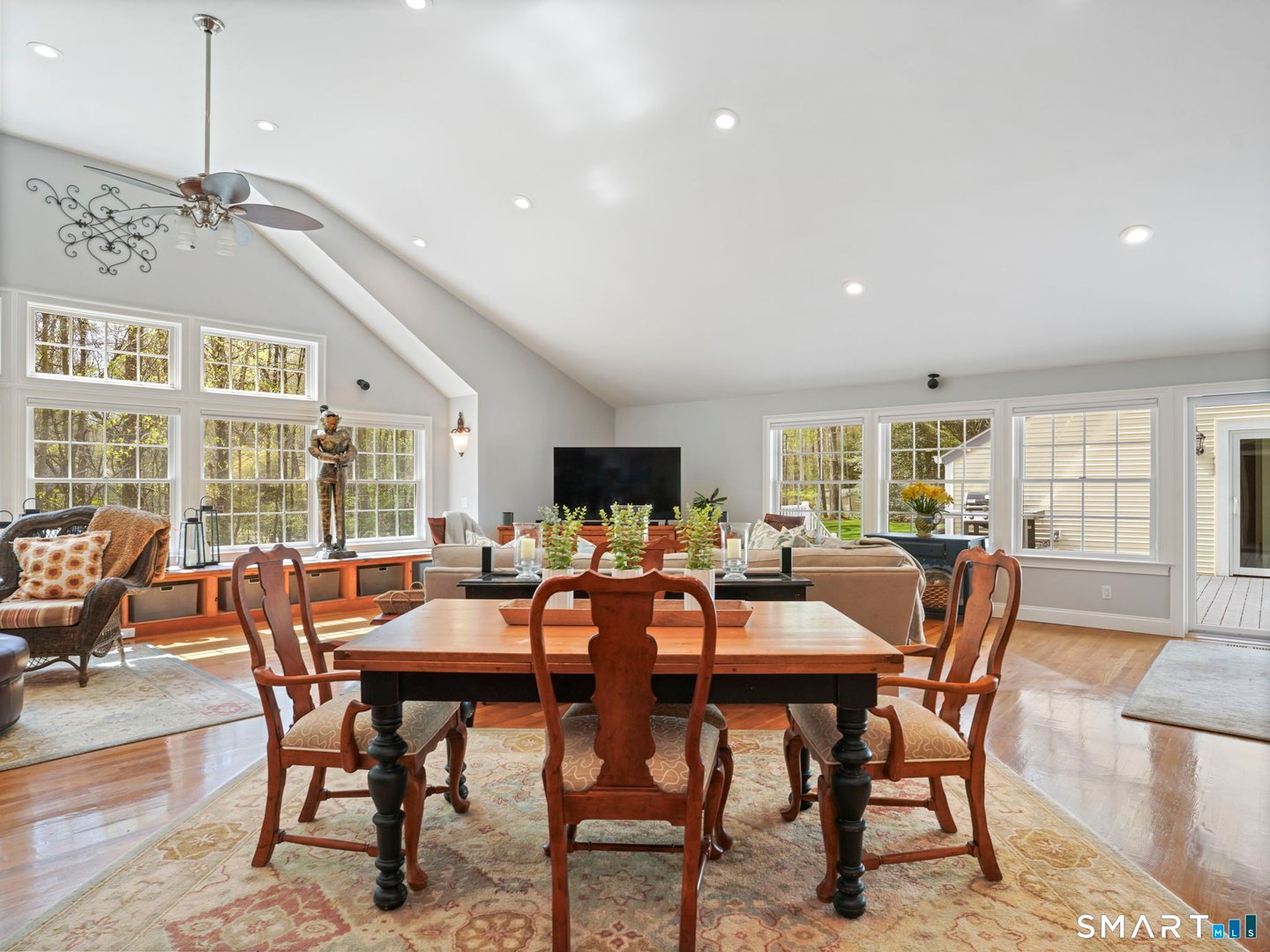 143 Old Boston Road Photo 5