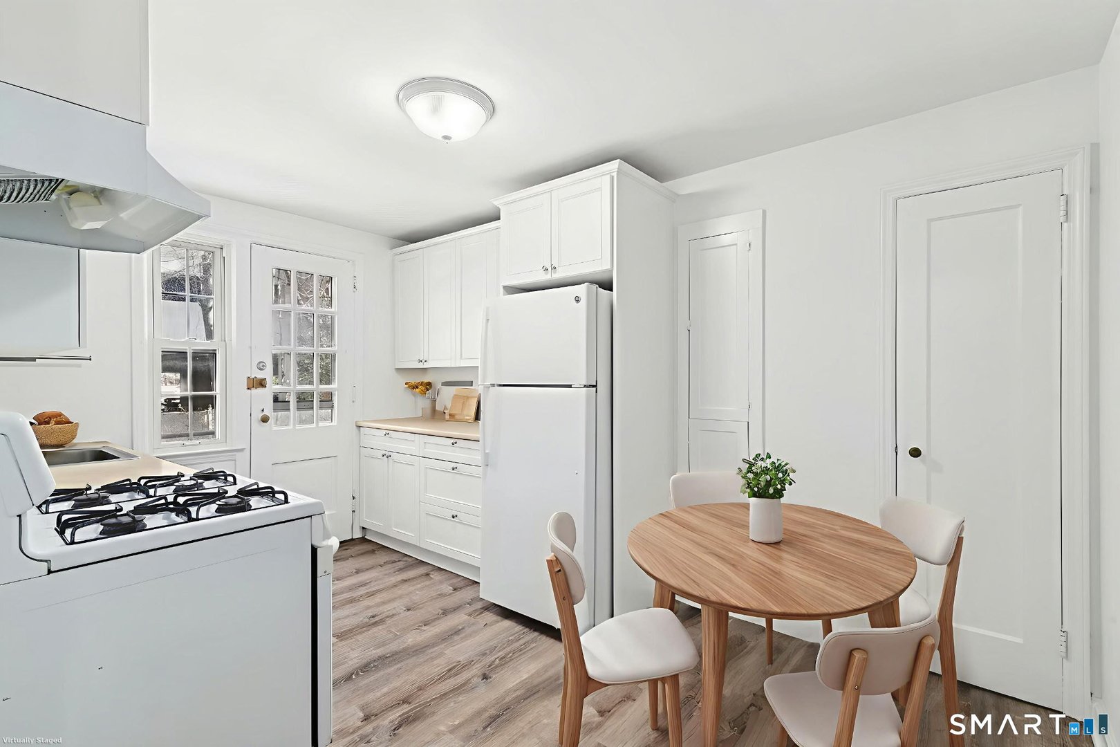 2475 Summer Street  #APT 2I Photo 8