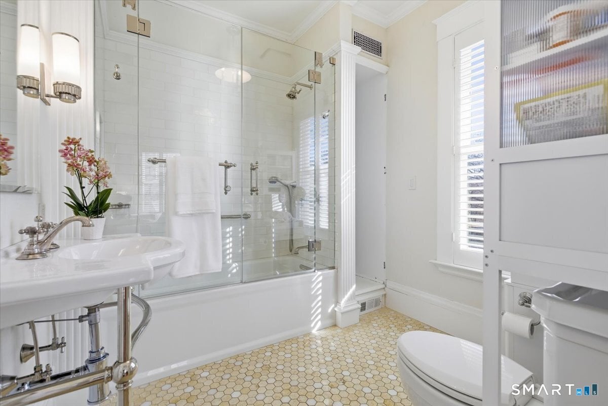 144 Edgehill Road Photo 20