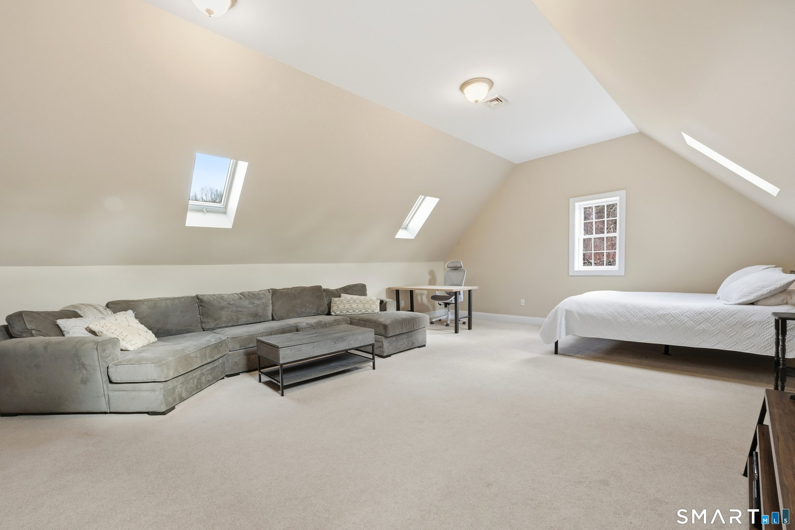 121 Watson Road Photo 36