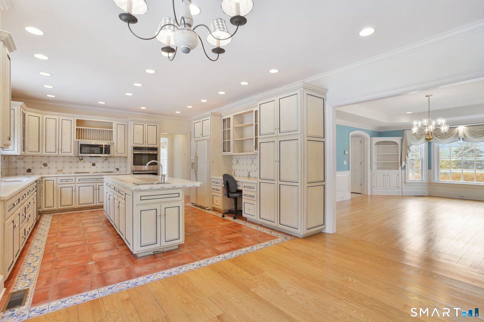 40 Puritan Road Photo 16