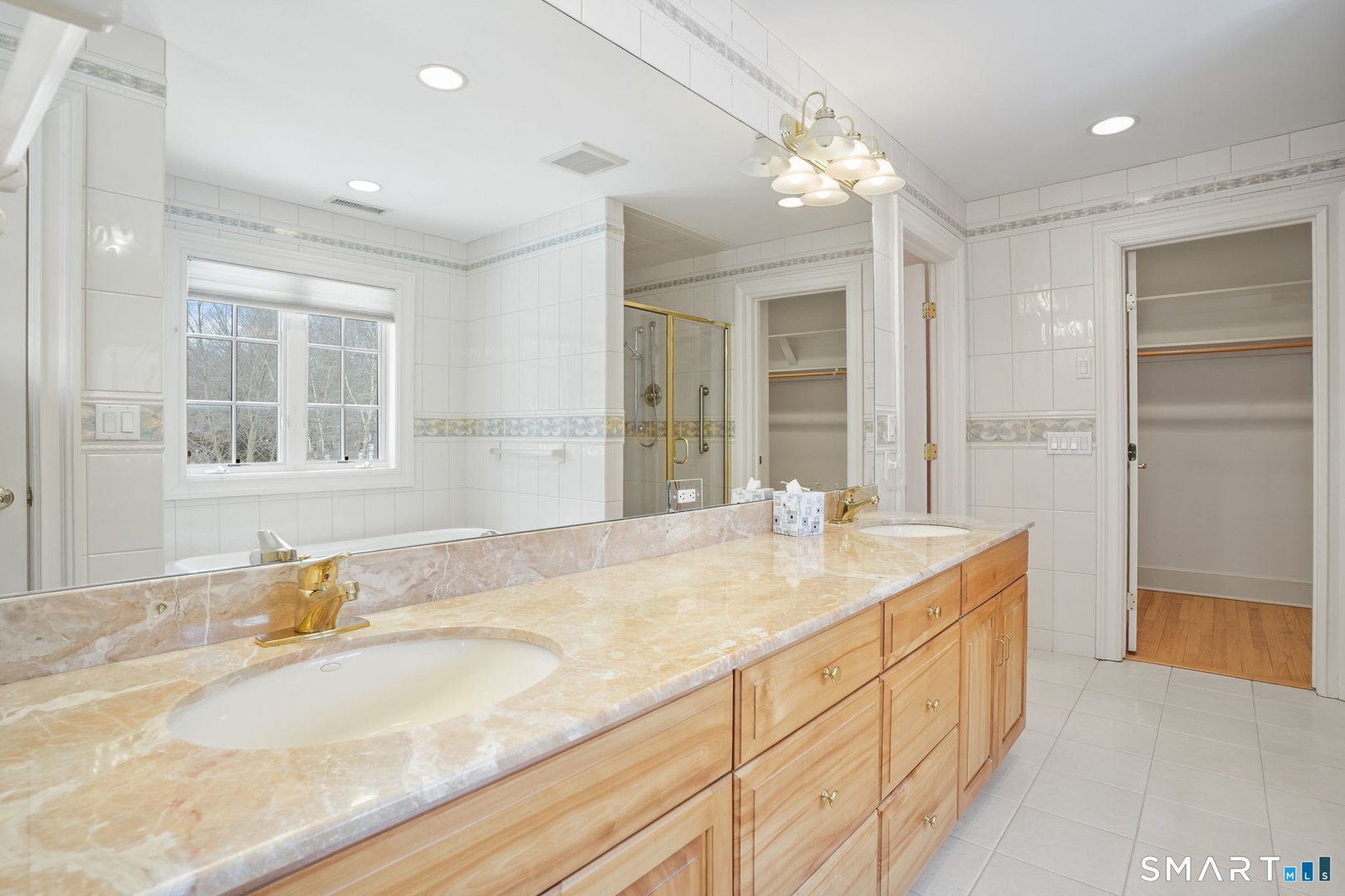 40 Puritan Road Photo 24