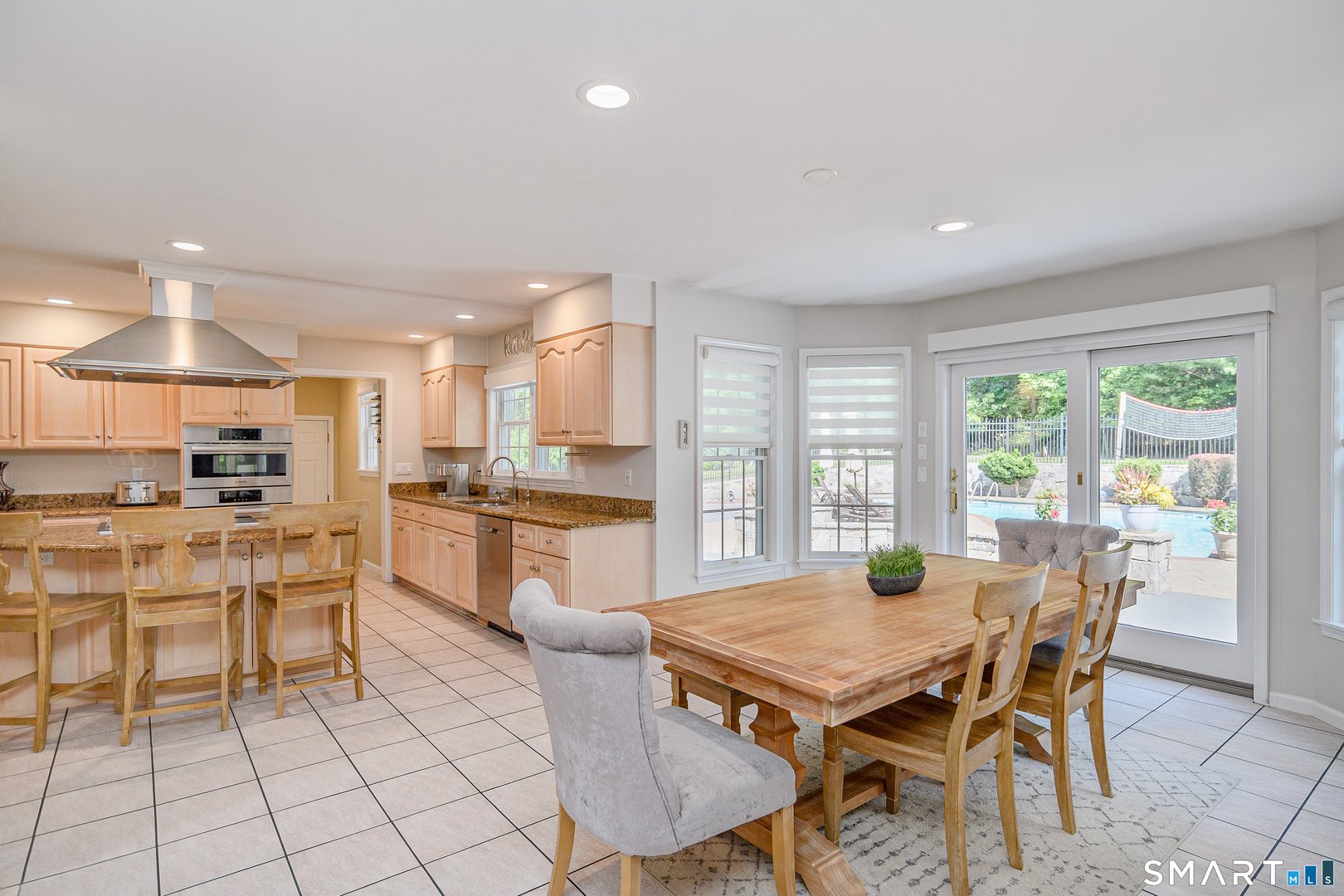 8 Woodridge Lane Photo 5