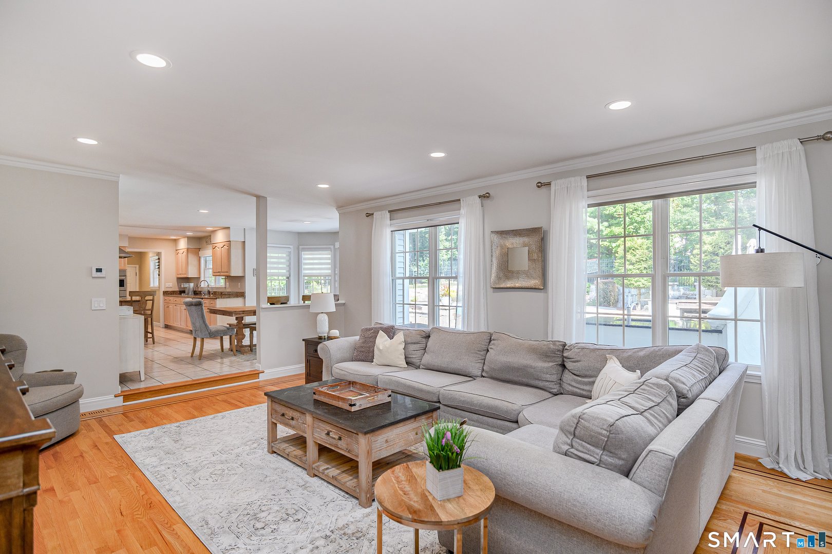 8 Woodridge Lane Photo 10