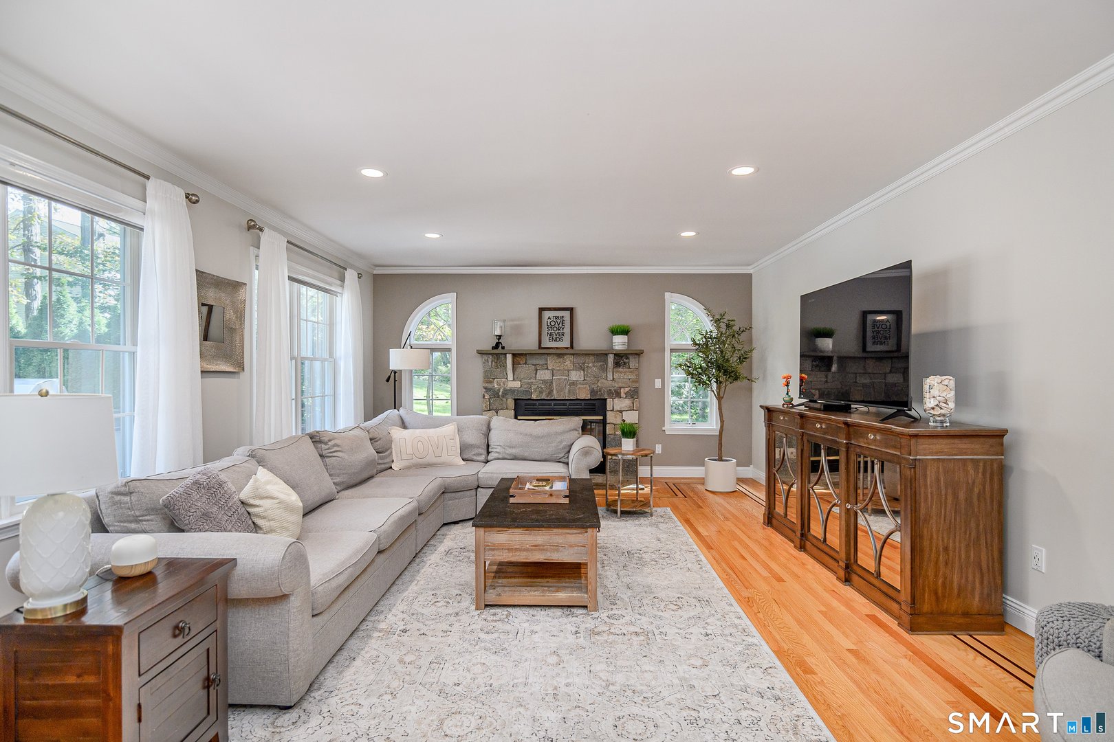 8 Woodridge Lane Photo 12