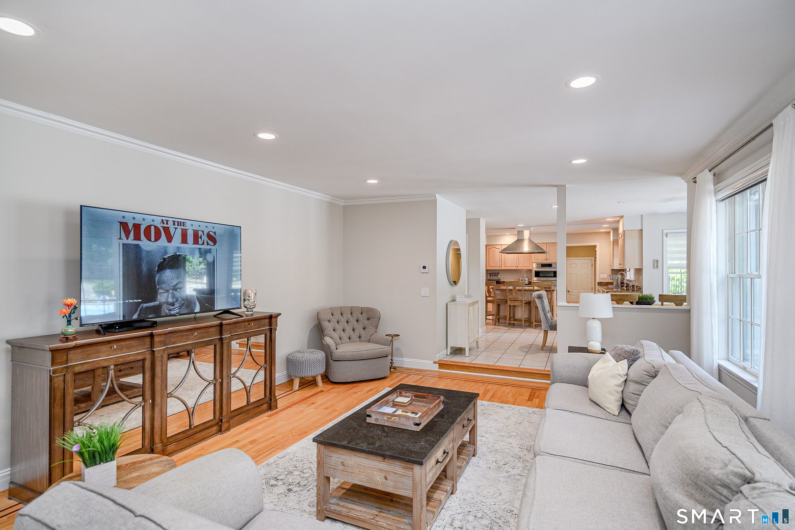 8 Woodridge Lane Photo 13