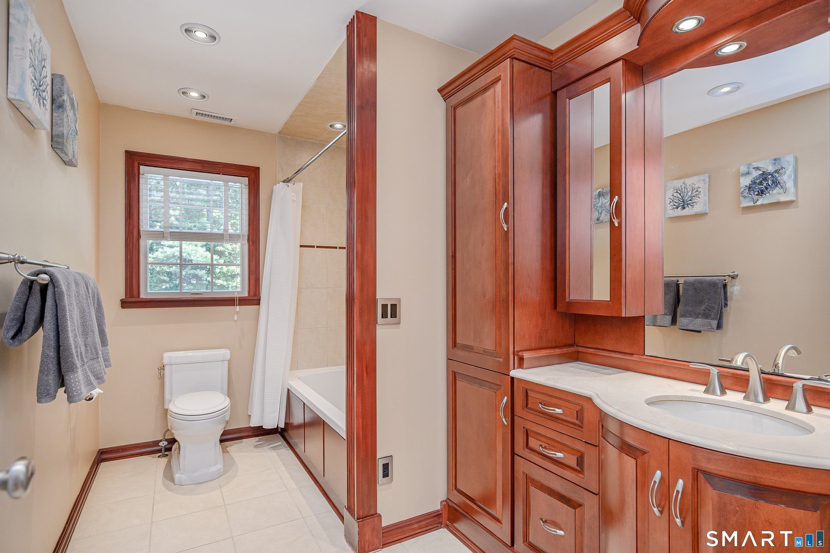 8 Woodridge Lane Photo 25