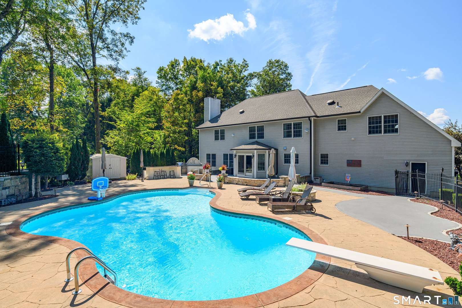 8 Woodridge Lane Photo 34