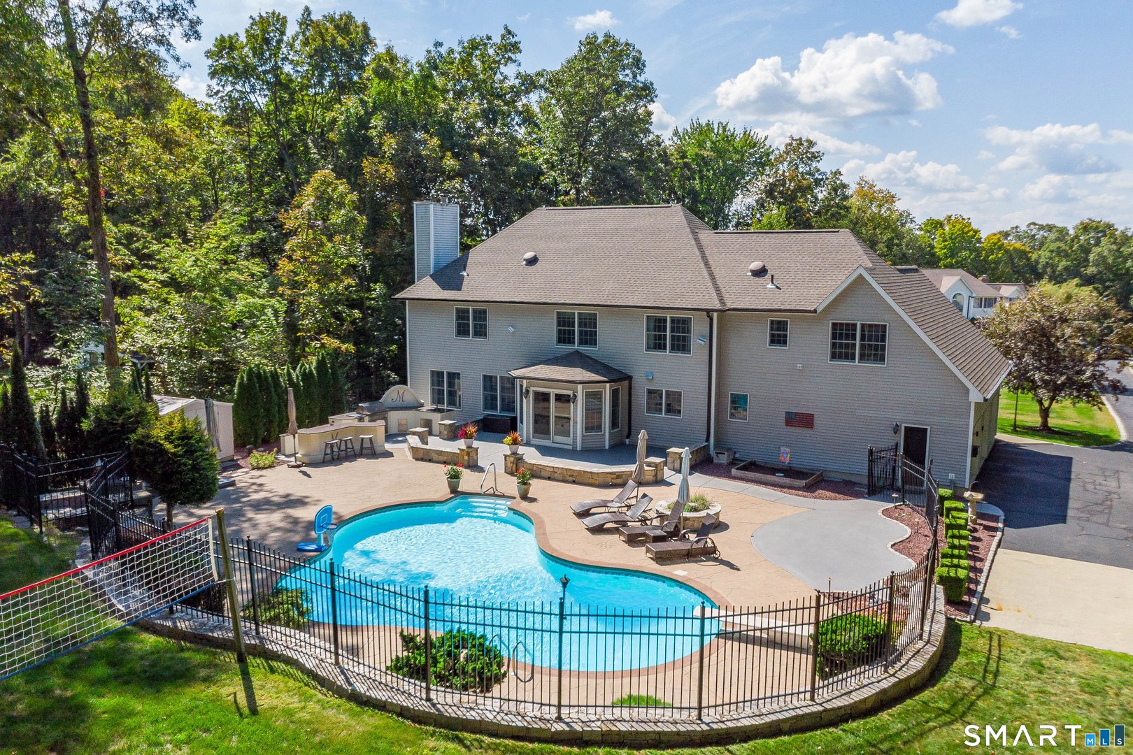 8 Woodridge Lane Photo 38