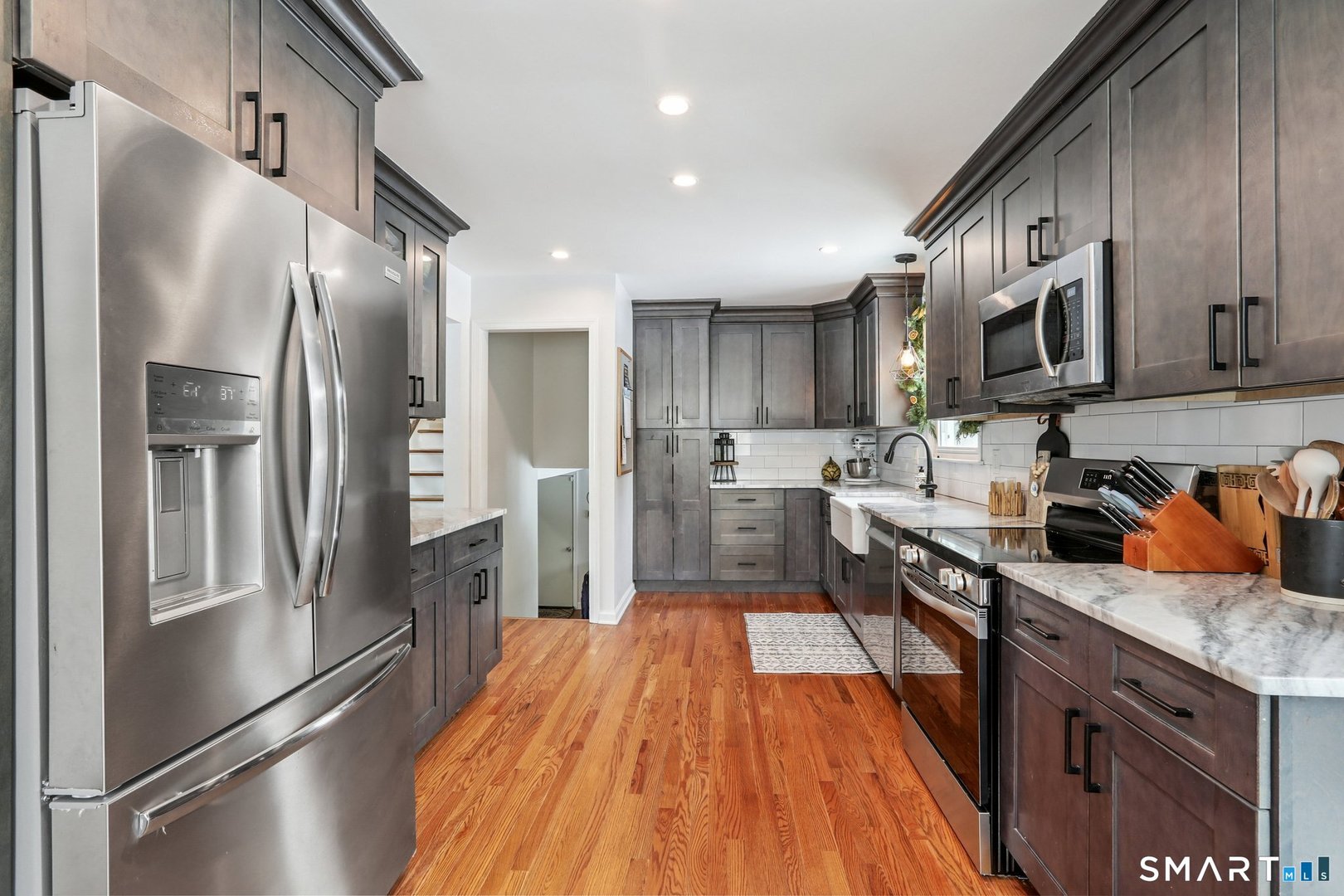 7 Jefferson Drive Photo 7