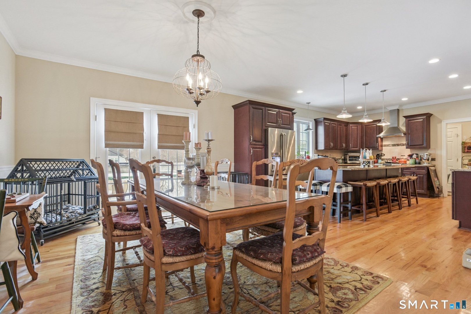 10 Ball Road Photo 8