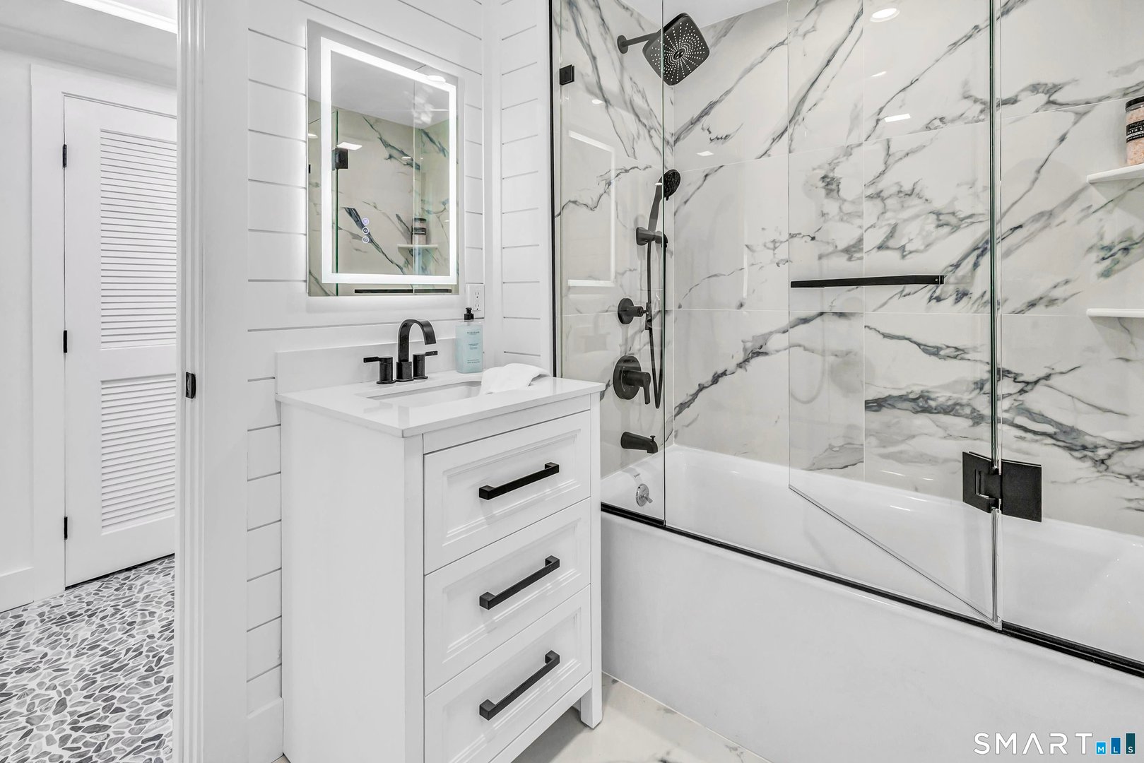 15 Melba Street Photo 19