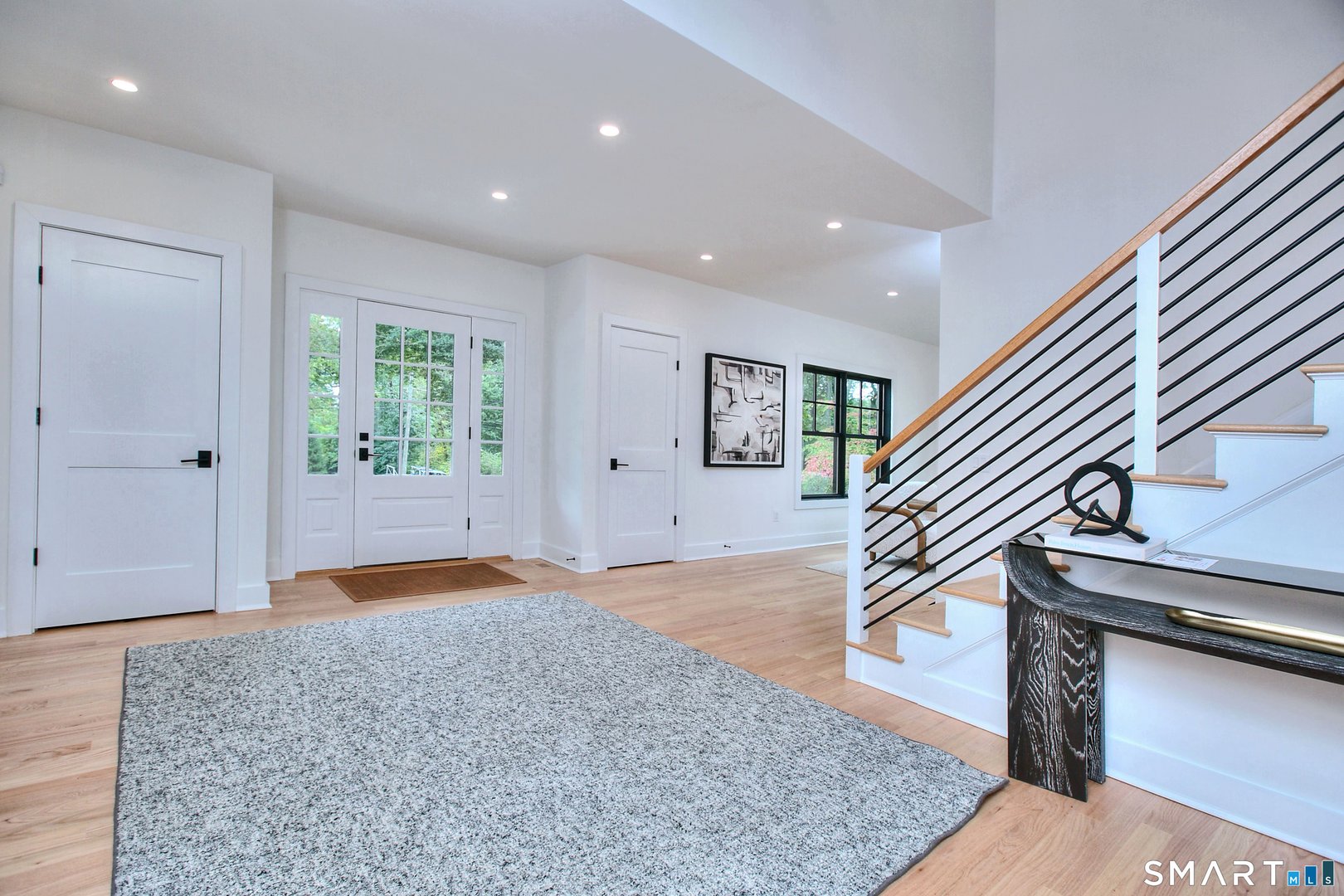 120 West Lane Photo 4