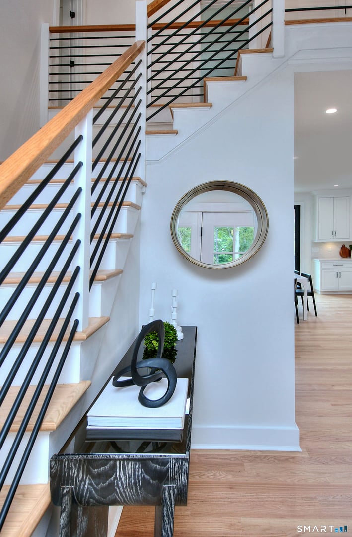 120 West Lane Photo 7