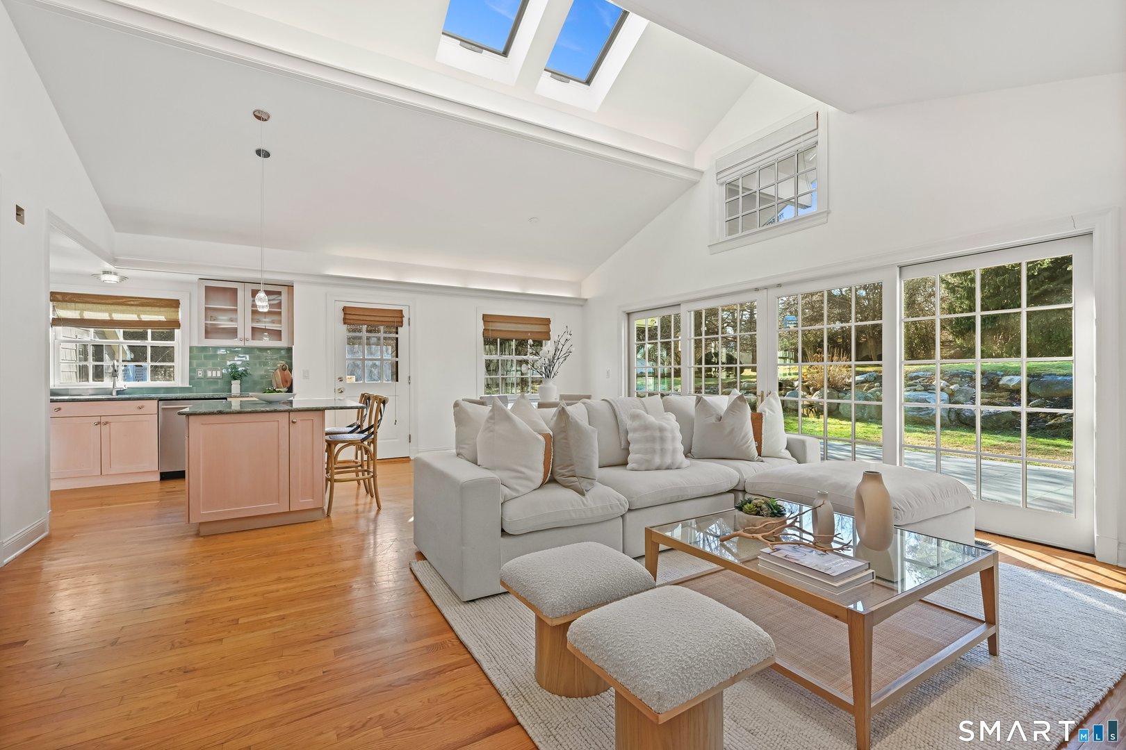 36 Macarthur Lane Photo 7