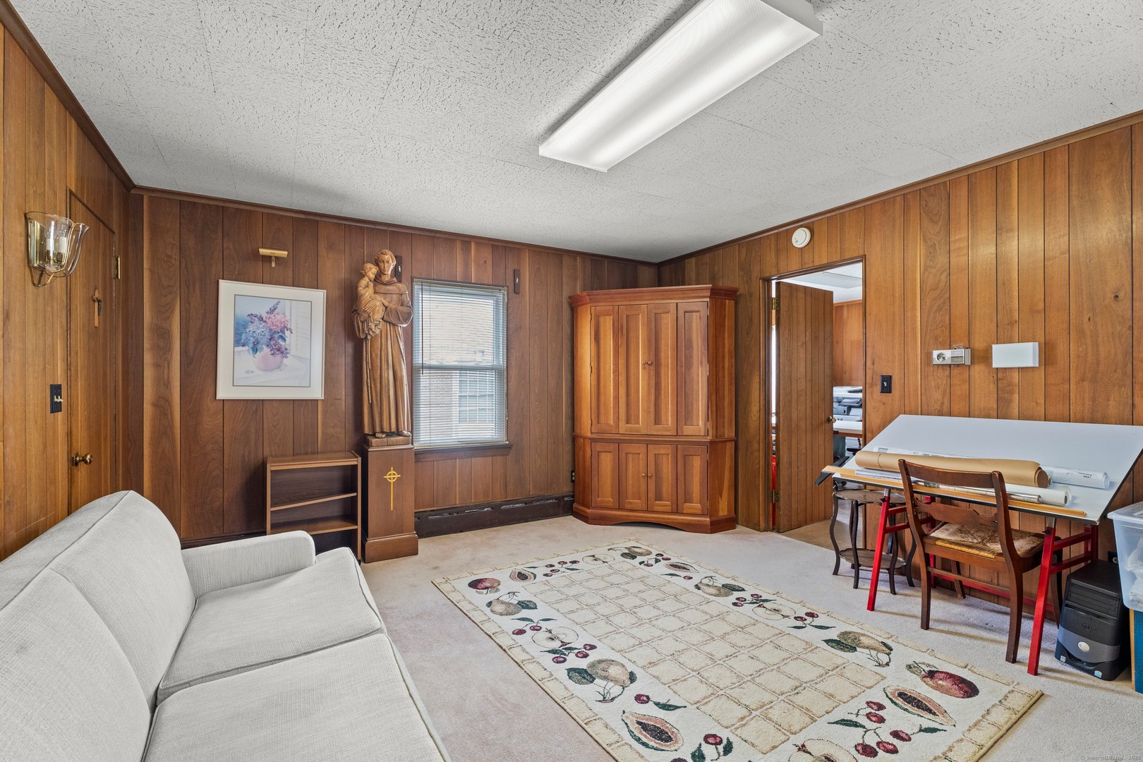 32 East Main Street Photo 14