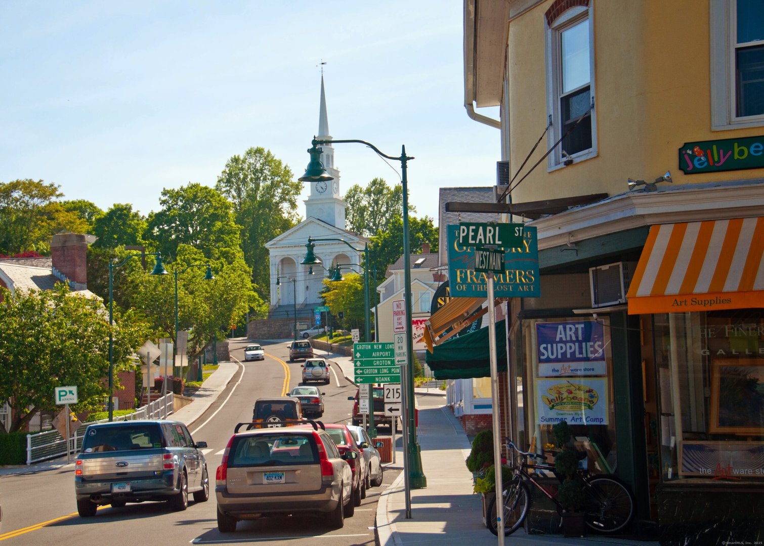 32 East Main Street Photo 37