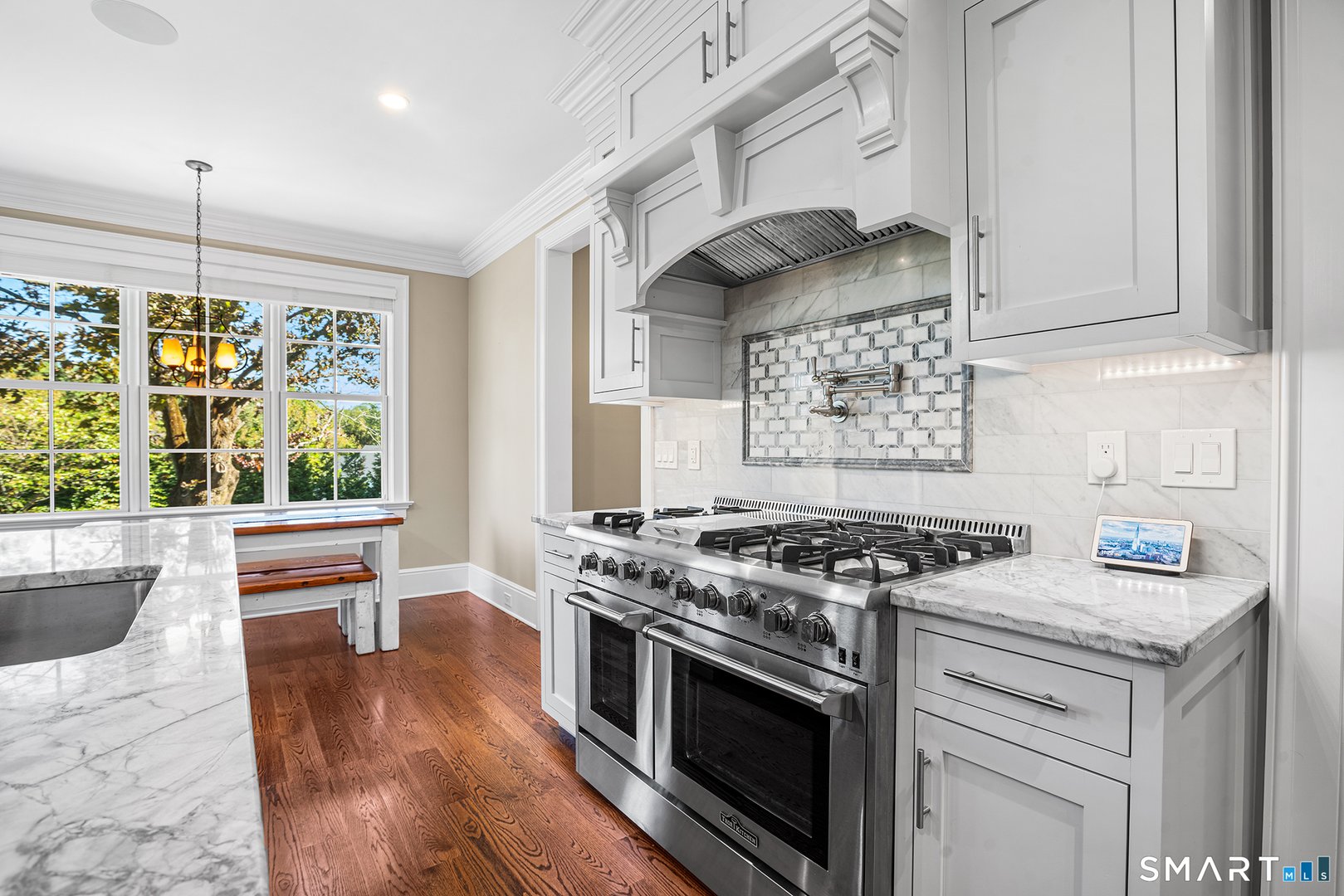 2 Doe Hollow Drive Photo 8