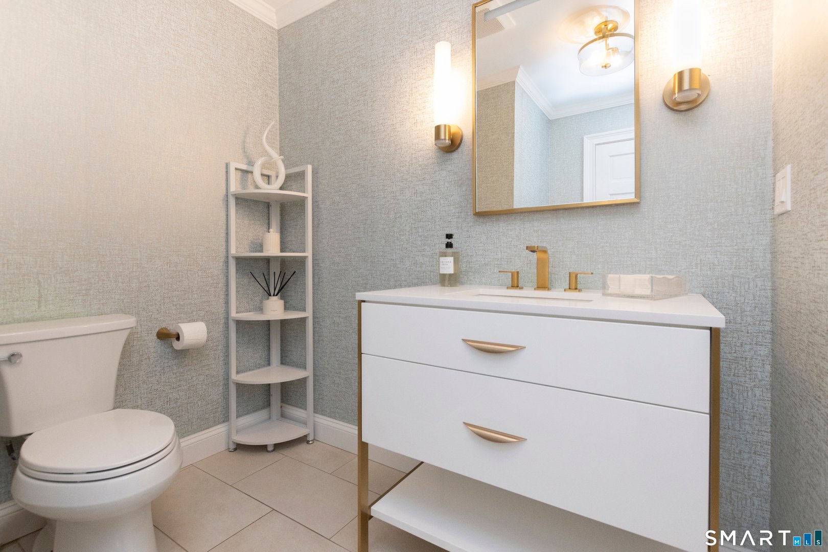 3 Crescent Lane Photo 16