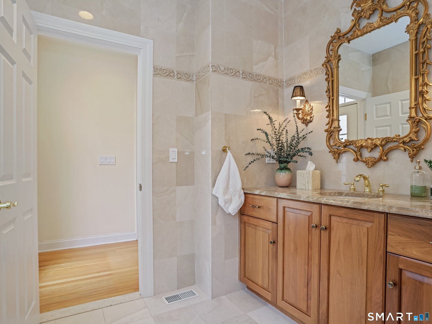 12 Fox Run Drive Photo 11