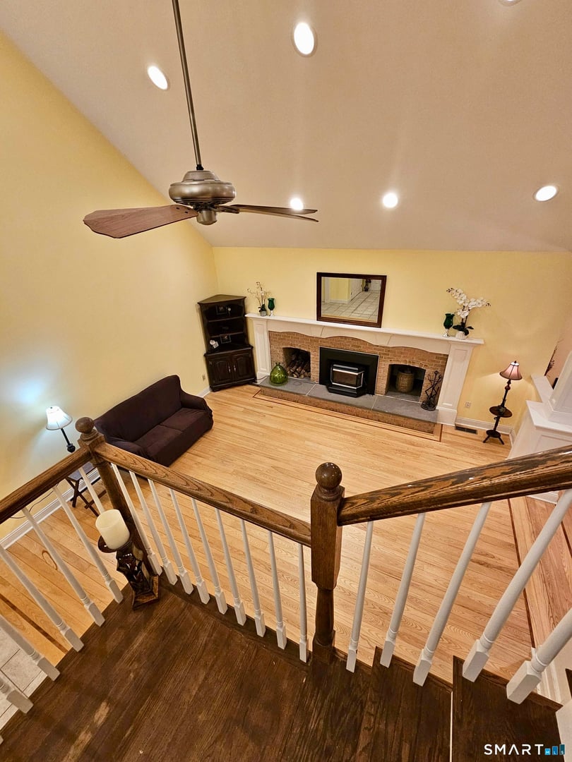 455 Chesterfield Road Photo 11