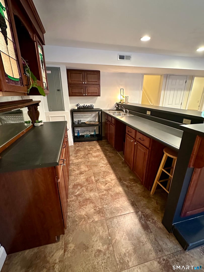 455 Chesterfield Road Photo 16