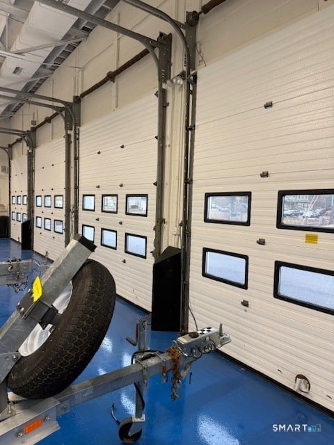 177 Boston Post Road Photo 4