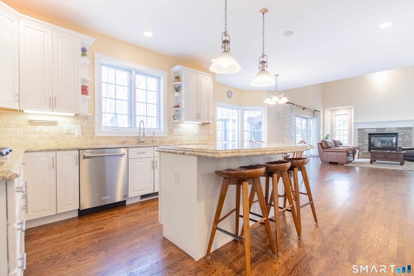 44 Chadwick Court Photo 8